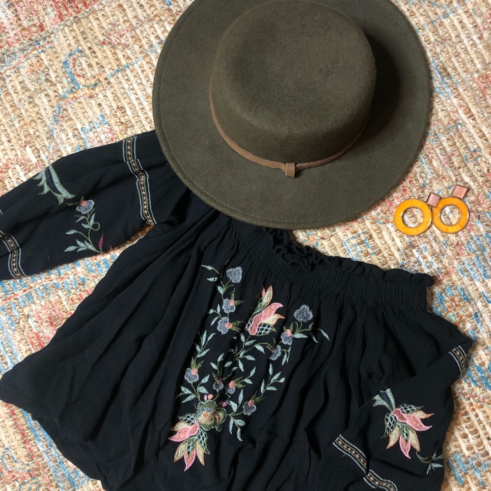 Flowy Off-Shoulder Floral Embroidered Blouse
